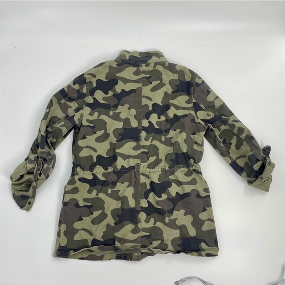Charlotte Russe Lightweight Camo Shacket Jacket Full zip Adjustable sleeve‎ M - Picture 5 of 9